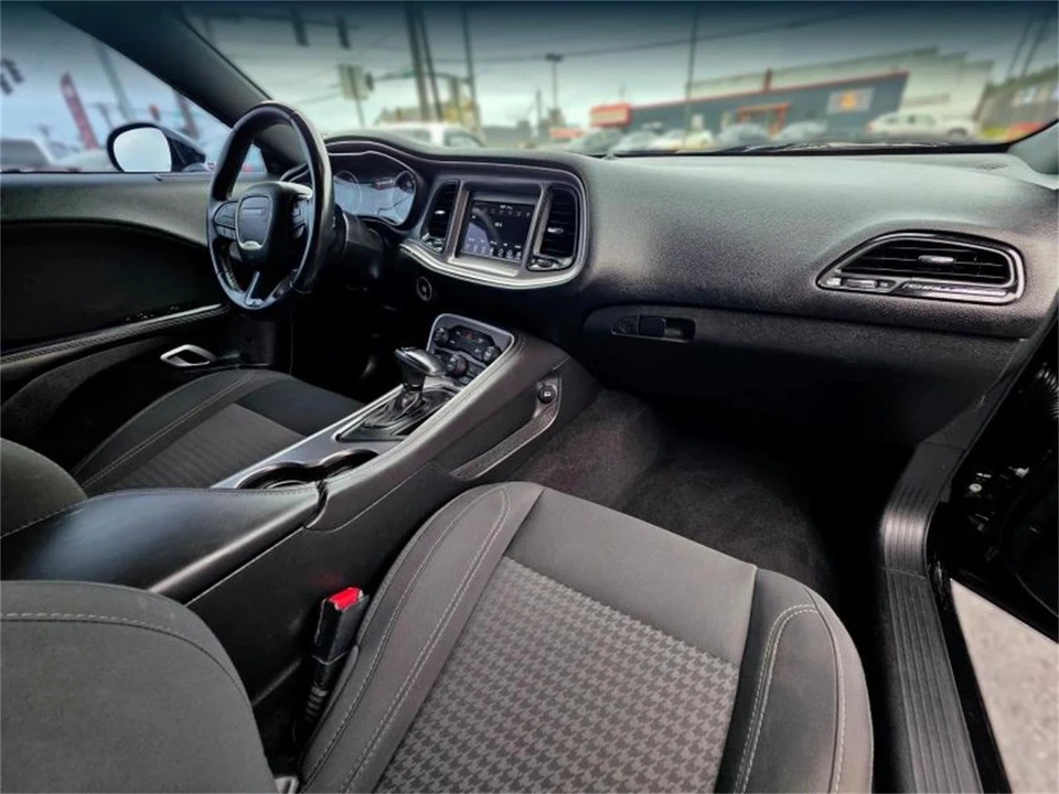 2019 Dodge Challenger 3rd Gen - Image 13 of 18