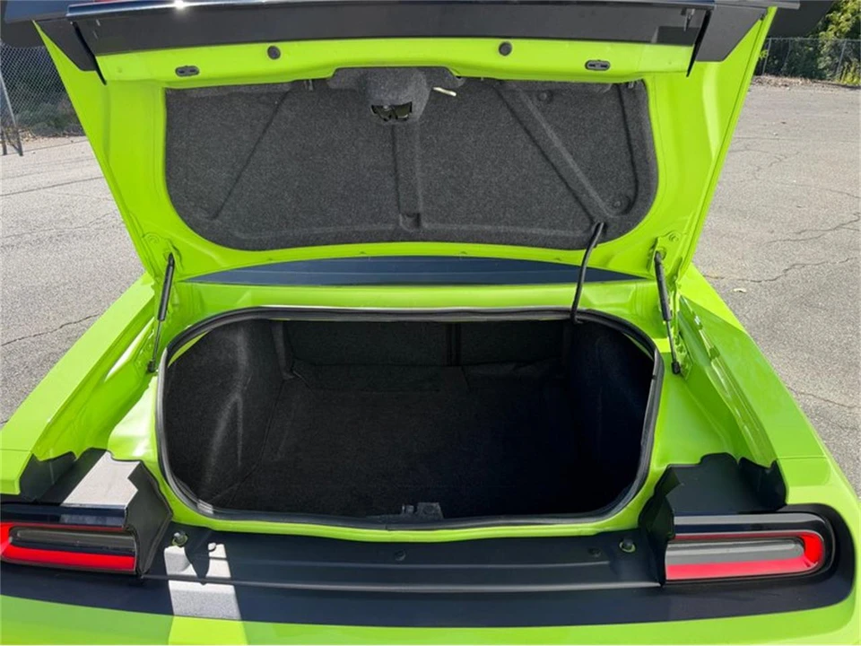 2019 Dodge Challenger 3rd Gen - Image 26 of 31