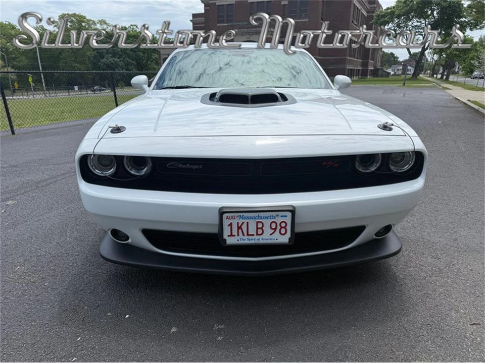 2019 Dodge Challenger 3rd Gen - Image 2 of 31