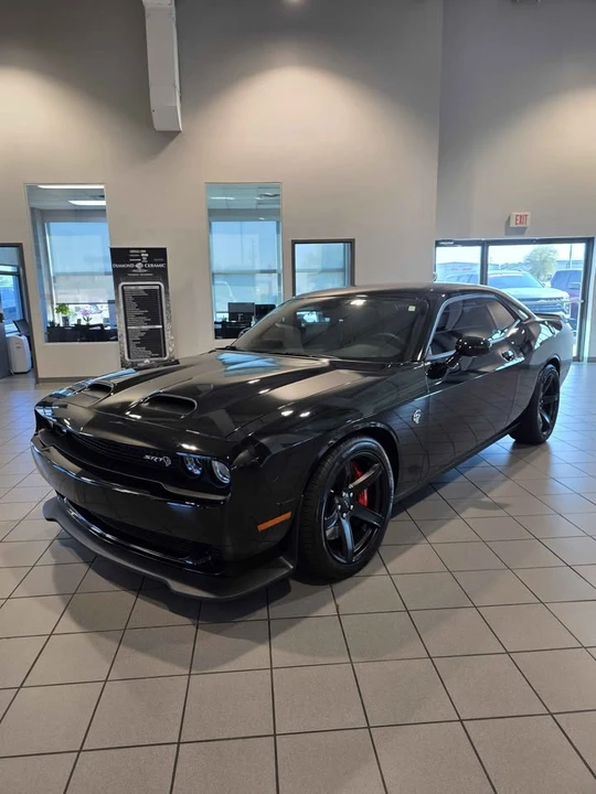 2019 Dodge Challenger SRT8 & 392 3rd Gen - Image 2 of 9