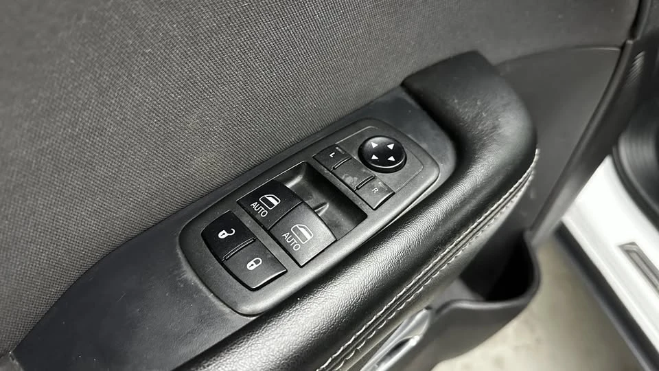 2019 Dodge Challenger 3rd Gen - Image 10 of 20