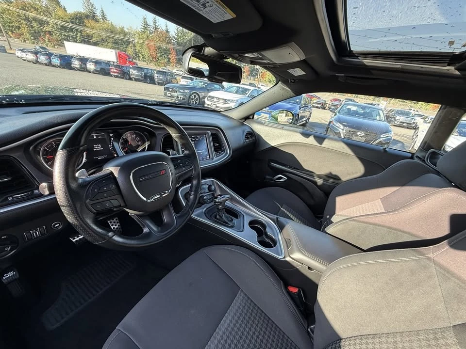 2019 Dodge Challenger 3rd Gen - Image 12 of 19