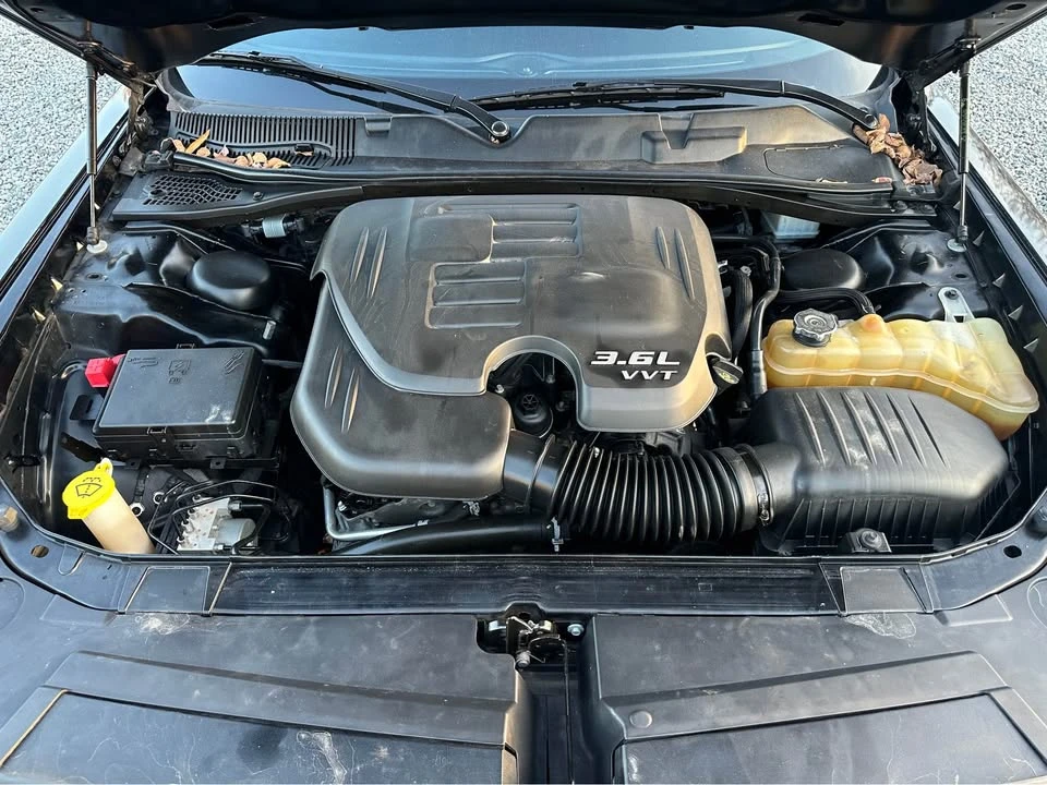 2019 Dodge Challenger 3rd Gen - Image 10 of 11