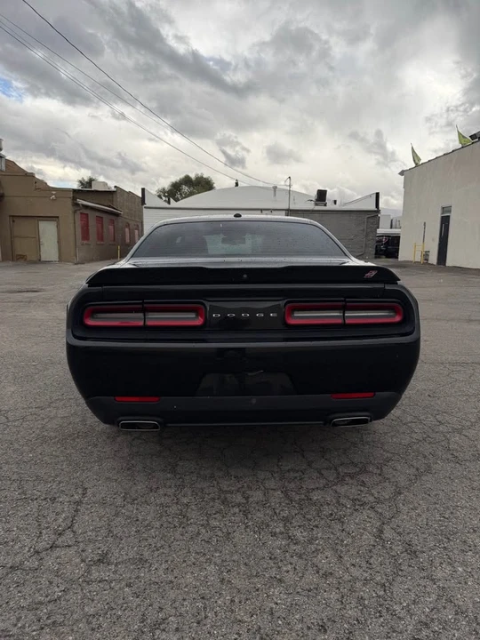 2019 Dodge Challenger 3rd Gen - Image 5 of 10