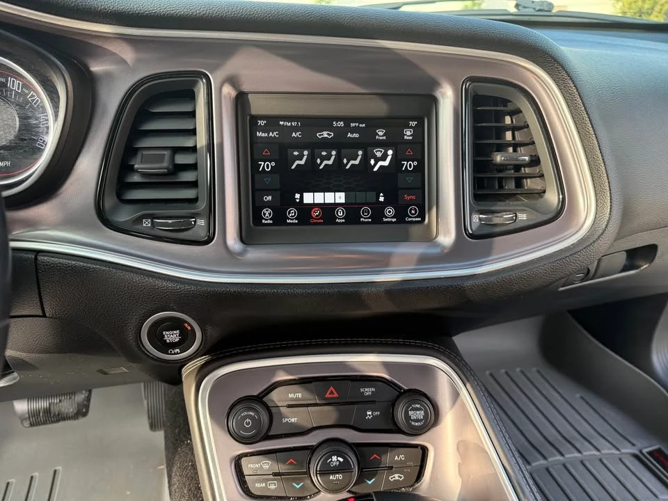 2019 Dodge Challenger 3rd Gen - Image 5 of 9