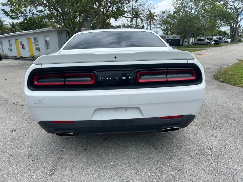 2019 Dodge Challenger 3rd Gen - Image 5 of 10