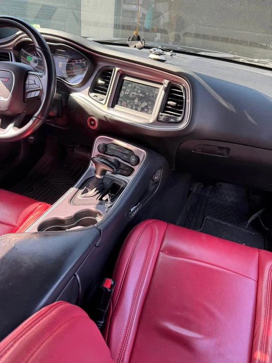 2019 Dodge Challenger - Image 8 of 8