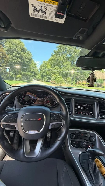 2019 Dodge Challenger 3rd Gen - Image 10 of 12