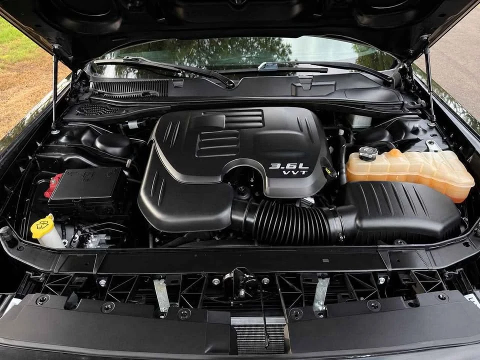 2019 Dodge Challenger 3rd Gen - Image 8 of 14