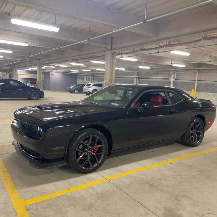 2019 Dodge Challenger 3rd Gen - Image 9 of 11