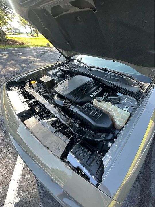 2019 Dodge Challenger 3rd Gen - Image 15 of 16