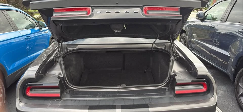 2019 Dodge Challenger 3rd Gen - Image 5 of 11