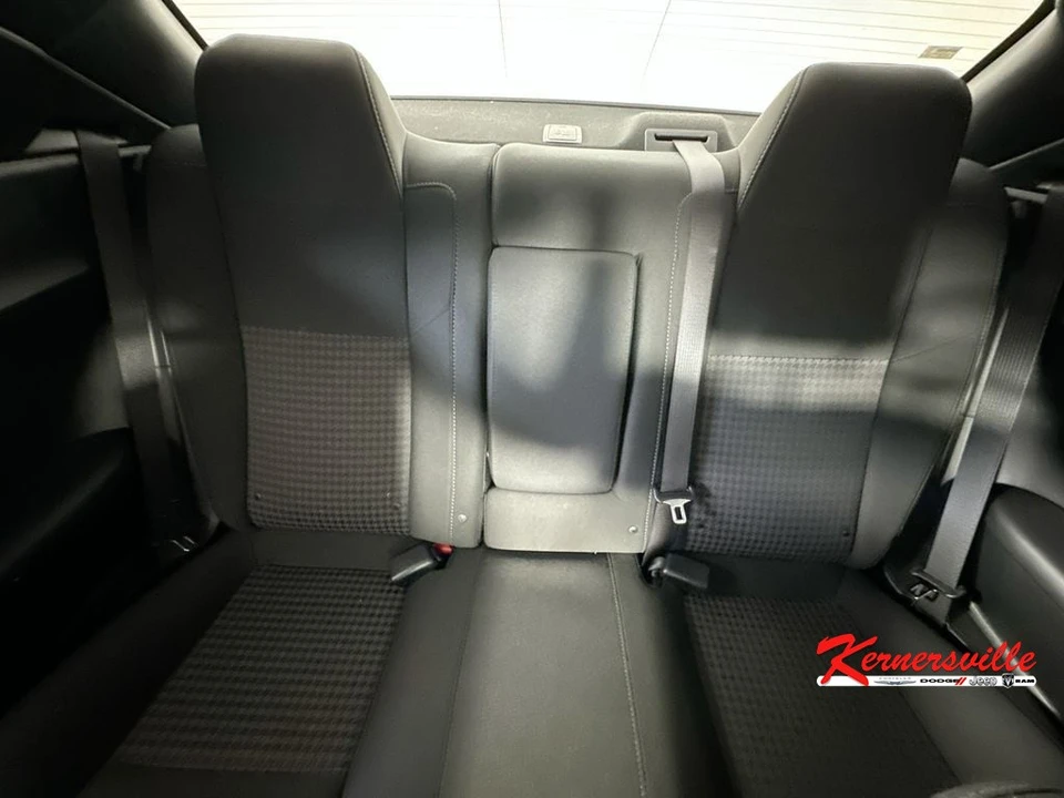 2019 Dodge Challenger 3rd Gen - Image 13 of 24