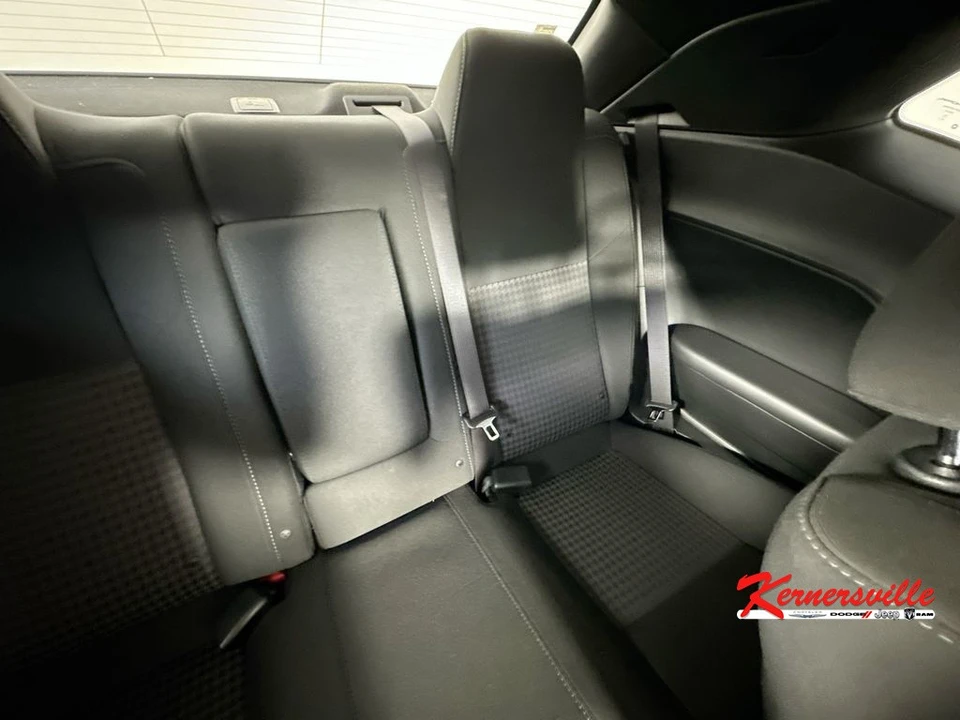 2019 Dodge Challenger 3rd Gen - Image 14 of 24