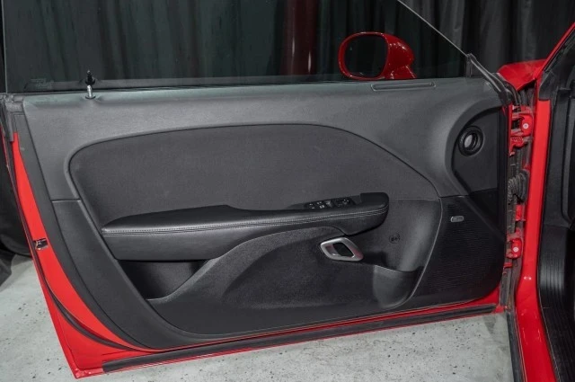 2019 Dodge Challenger 3rd Gen - Image 10 of 12