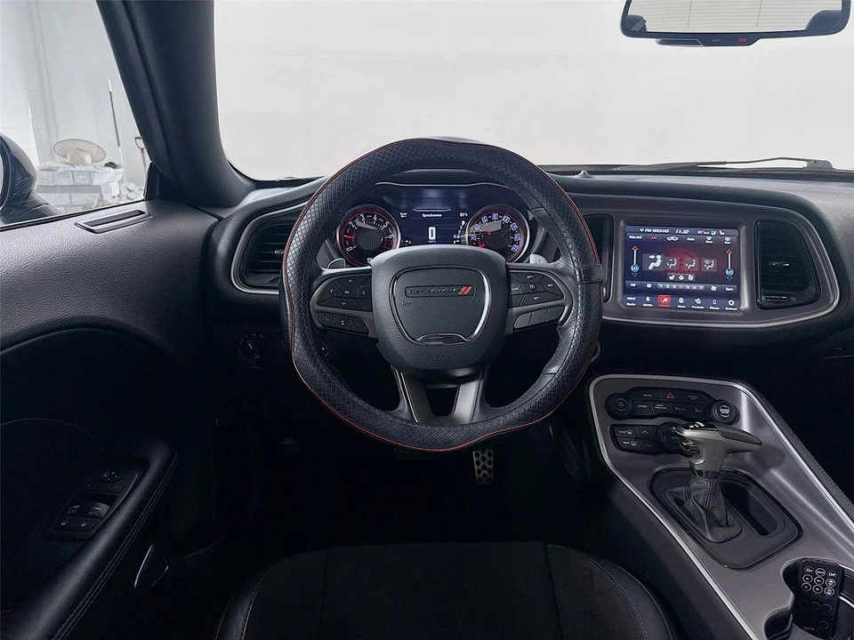 2019 - Image 3 of 31