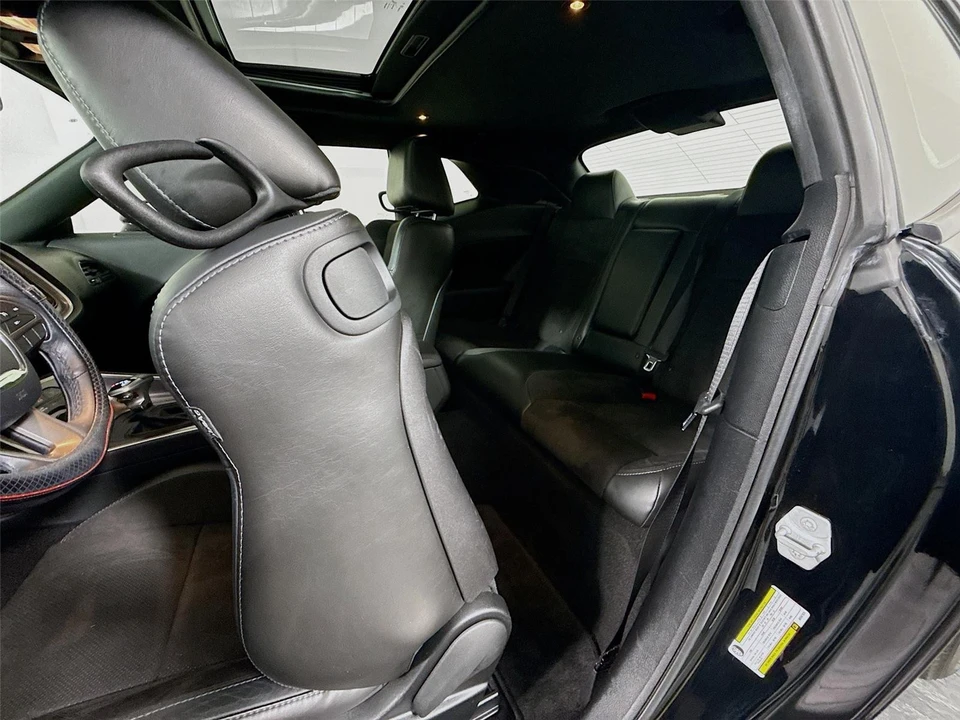 2019 Dodge Challenger 3rd Gen - Image 16 of 31