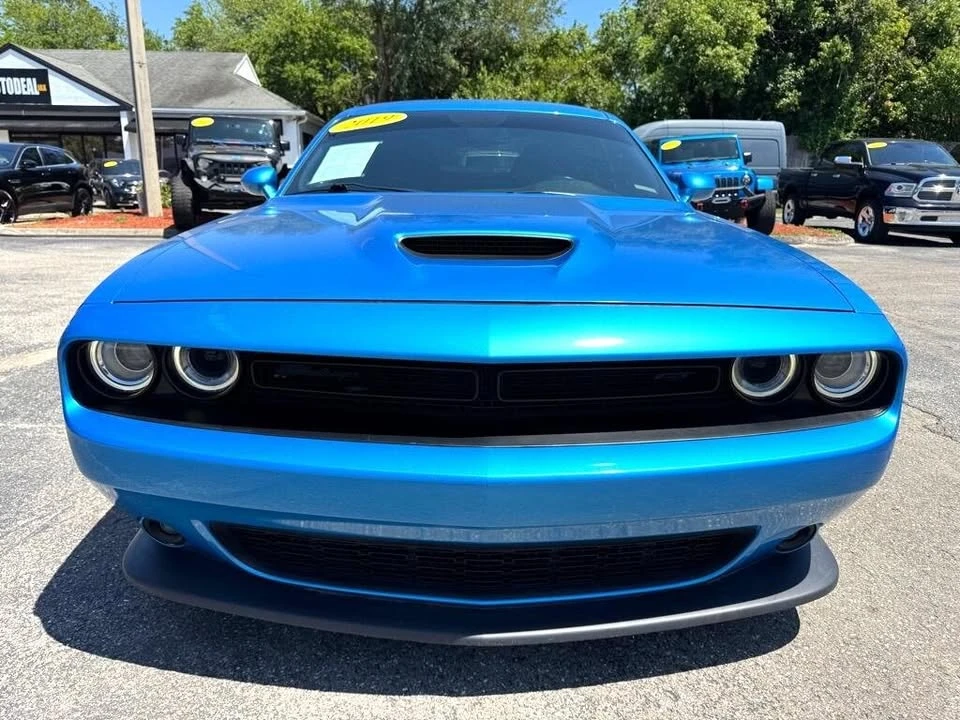 2019 Dodge Challenger 3rd Gen - Image 2 of 8
