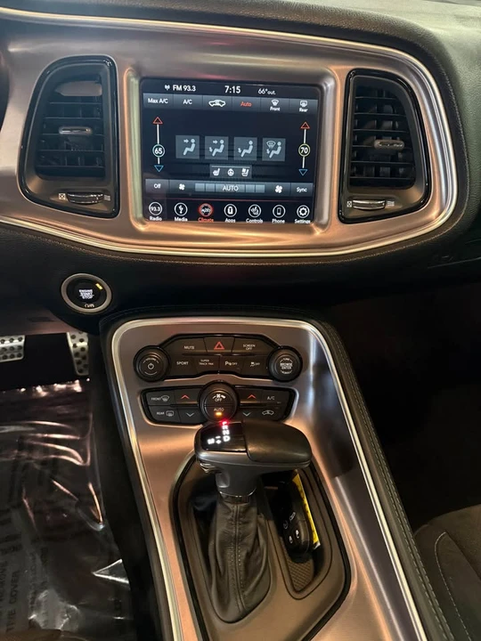 2019 Dodge Challenger 3rd Gen - Image 8 of 11