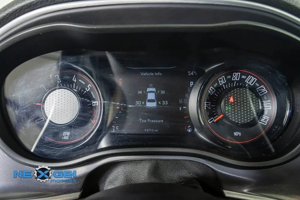 2019 Dodge Challenger 3rd Gen - Image 6 of 10