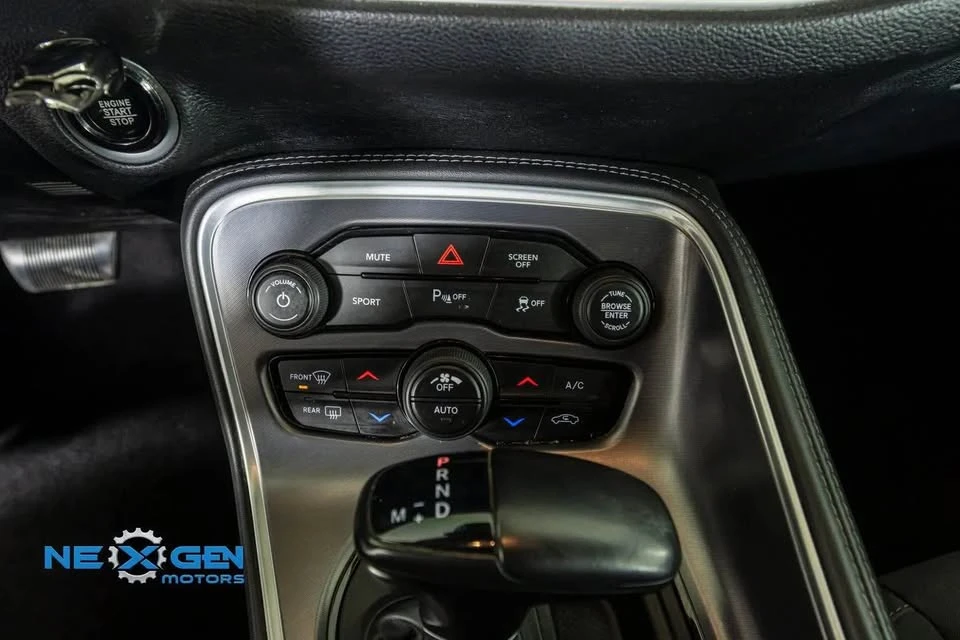 2019 Dodge Challenger 3rd Gen - Image 8 of 10