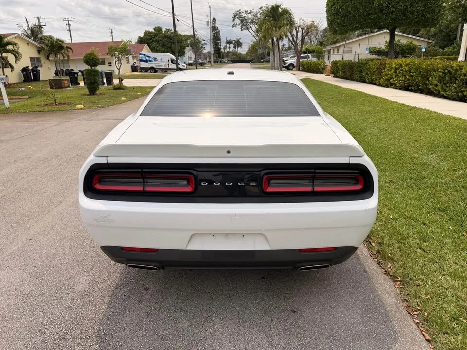 2019 Dodge Challenger 3rd Gen - Image 5 of 10