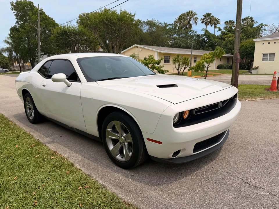 2019 Dodge Challenger 3rd Gen - Image 3 of 10