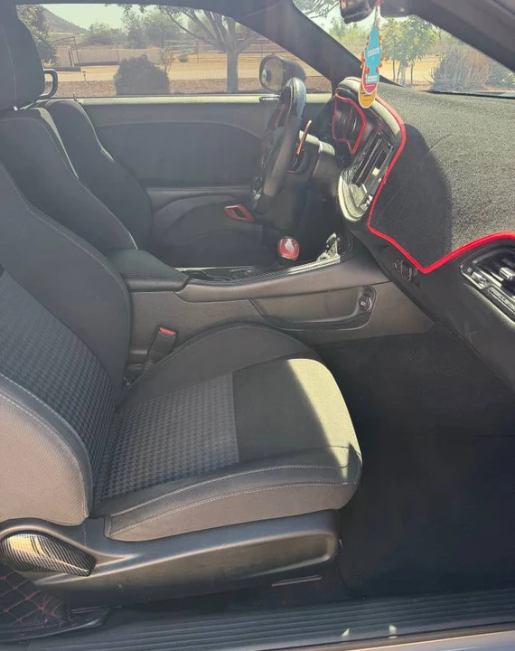 2019 Dodge Challenger 3rd Gen - Image 14 of 19