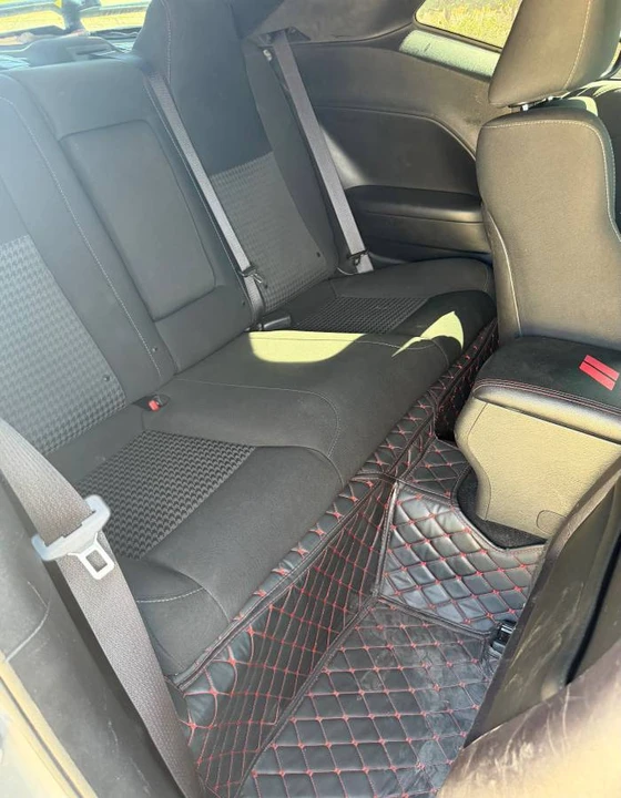 2019 Dodge Challenger 3rd Gen - Image 15 of 19