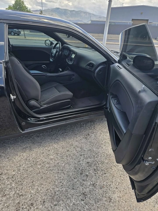 2019 Dodge Challenger 3rd Gen - Image 11 of 15