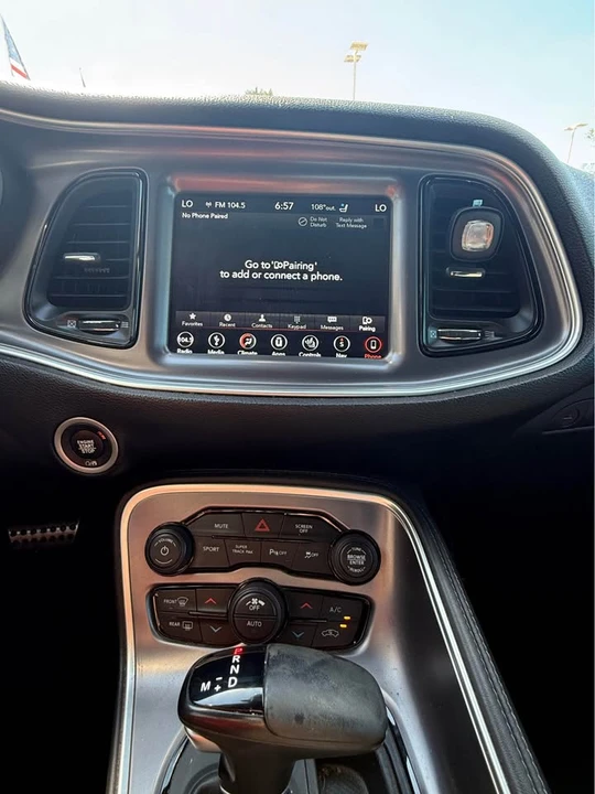 2019 Dodge Challenger 3rd Gen - Image 3 of 8