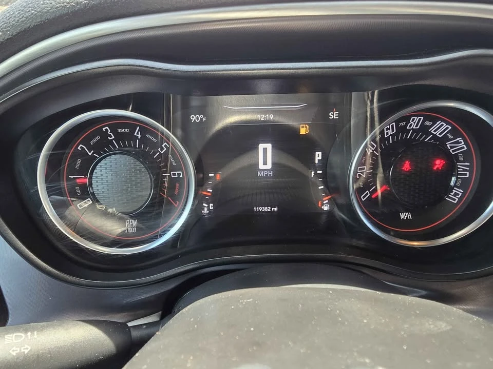 2019 Dodge Challenger 3rd Gen - Image 14 of 15