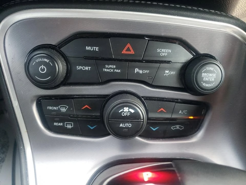 2019 Dodge Challenger 3rd Gen - Image 16 of 20