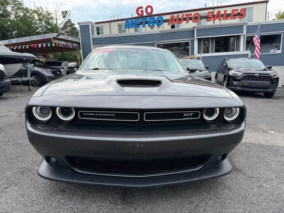 2019 Dodge Challenger 3rd Gen - Image 2 of 9