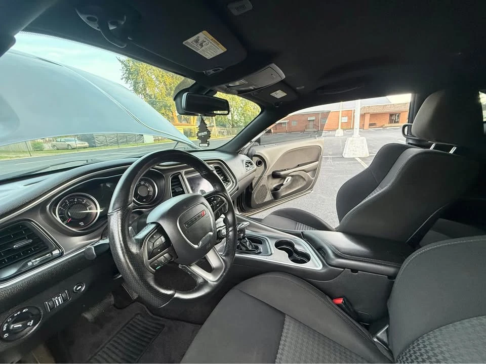 2019 Dodge Challenger 3rd Gen - Image 17 of 20