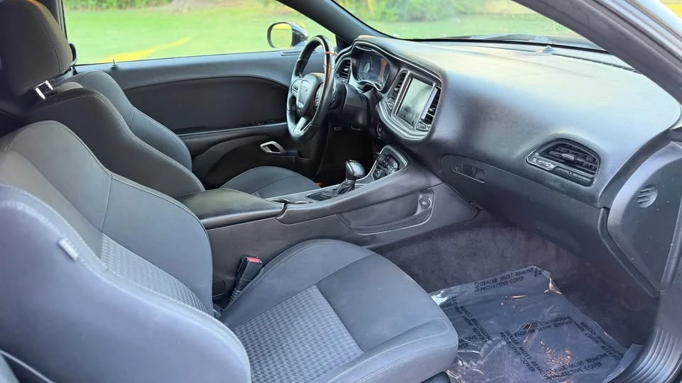 2019 Dodge Challenger 3rd Gen - Image 10 of 13