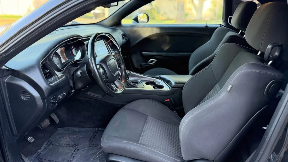 2019 Dodge Challenger 3rd Gen - Image 7 of 13