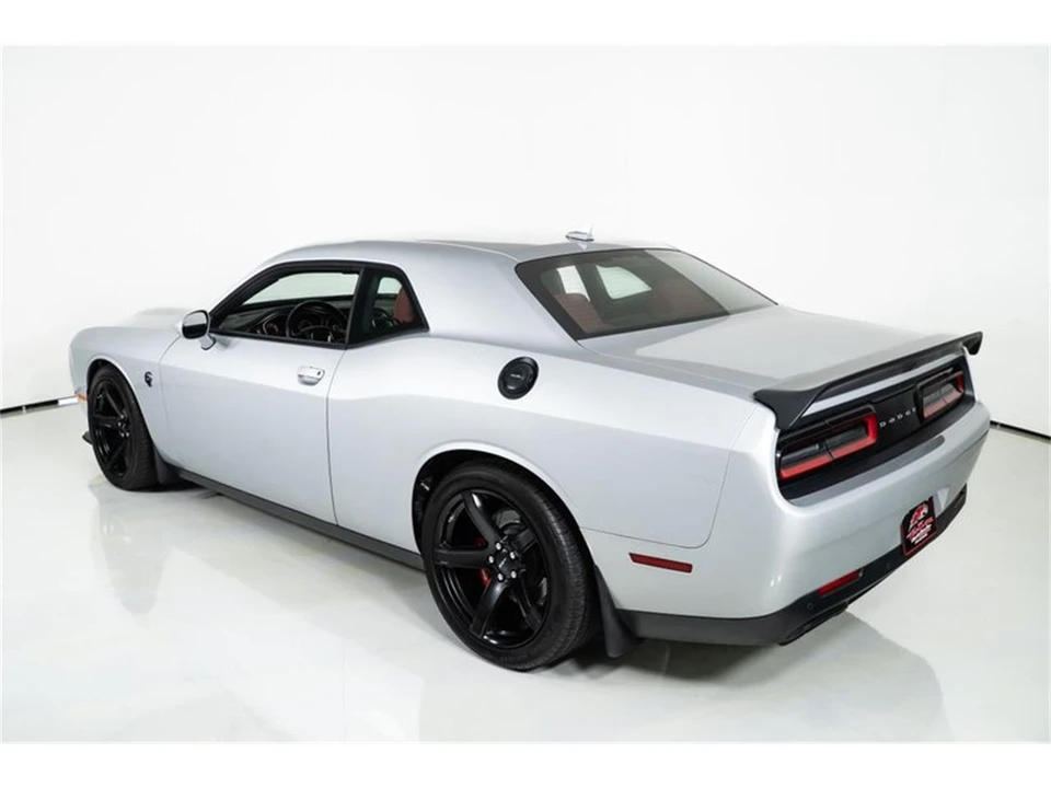 2019 Dodge Challenger SRT Hellcat 3rd Gen - Image 12 of 31