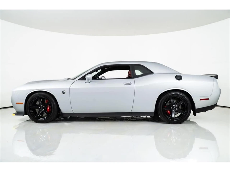 2019 Dodge Challenger SRT Hellcat 3rd Gen - Image 7 of 31