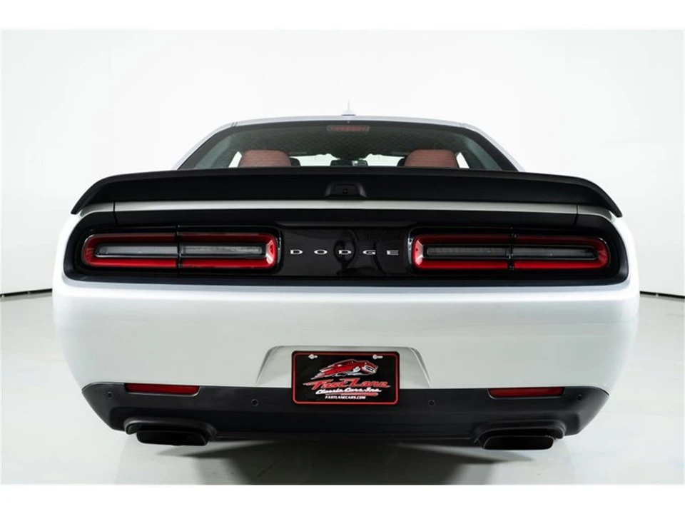 2019 Dodge Challenger SRT Hellcat 3rd Gen - Image 13 of 31