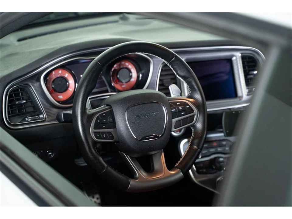 2019 Dodge Challenger SRT Hellcat 3rd Gen - Image 26 of 31