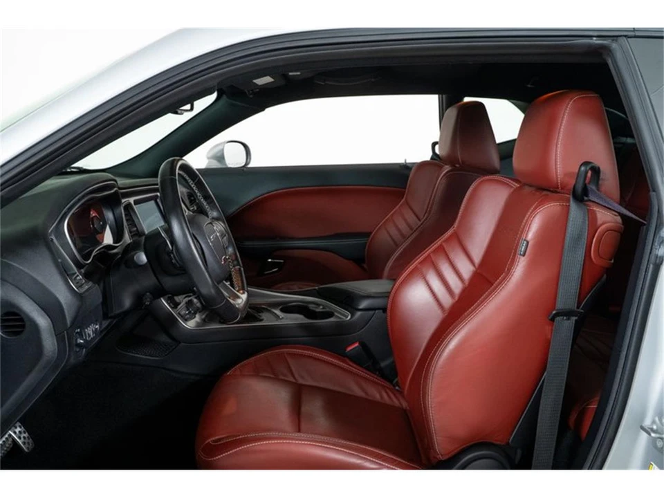 2019 Dodge Challenger SRT Hellcat 3rd Gen - Image 23 of 31