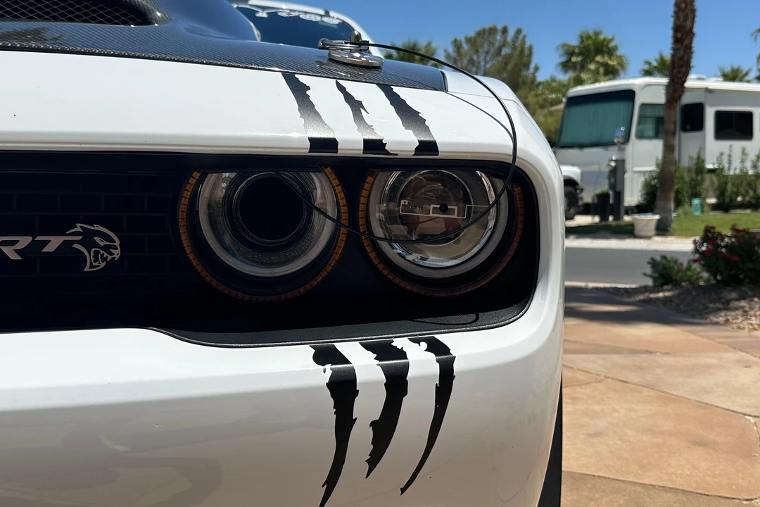 2019 Dodge Challenger SRT Hellcat 3rd Gen - Image 15 of 31