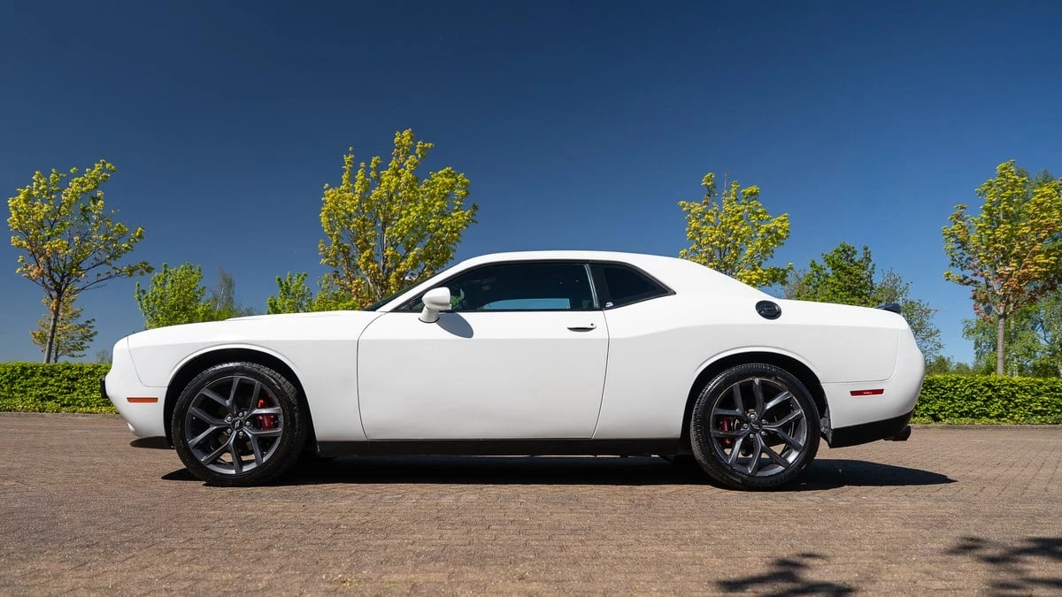 2019 Dodge Challenger 3rd Gen - Image 10 of 31