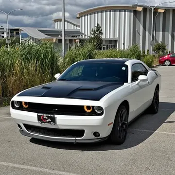 2019 Dodge Challenger SXT+