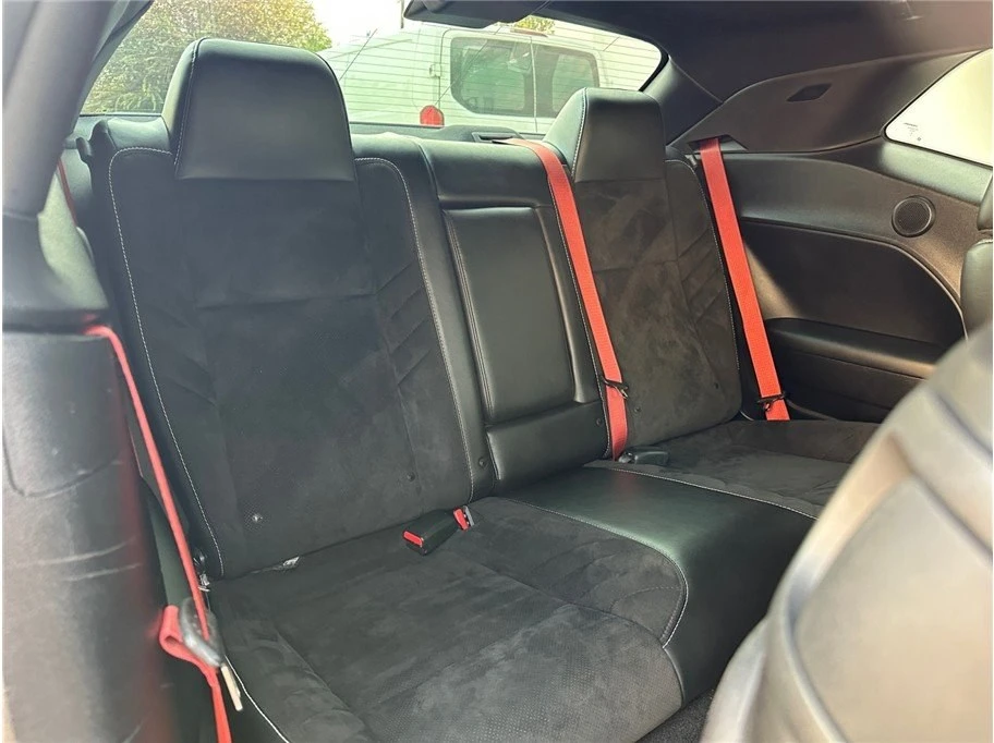 2019 Dodge Challenger 3rd Gen - Image 17 of 20