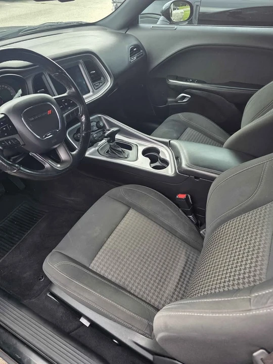2019 Dodge Challenger 3rd Gen - Image 9 of 15