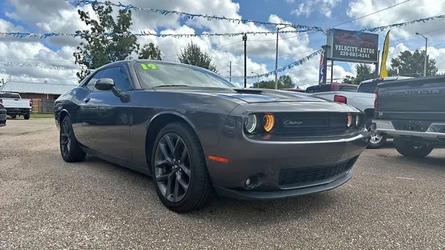 2019 Dodge Challenger SXT