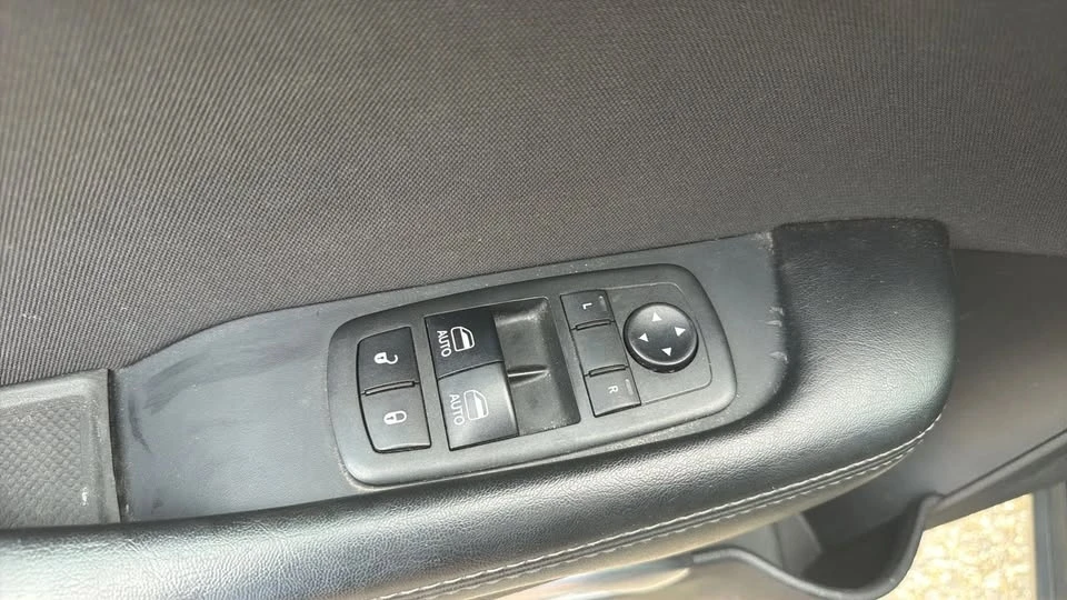 2019 Dodge Challenger 3rd Gen - Image 11 of 20