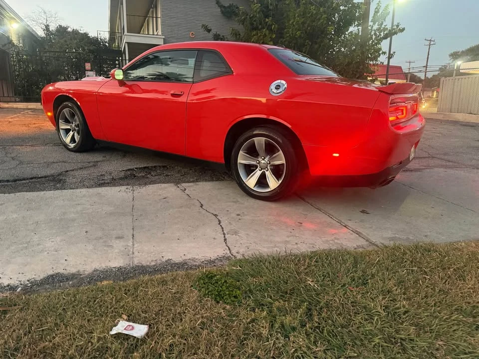 2019 Dodge Challenger 3rd Gen - Image 12 of 14